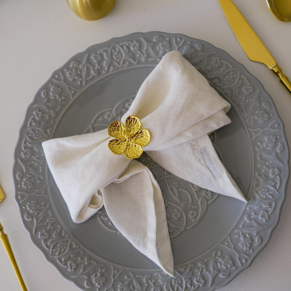 Gold Flower Napkin Rings – High-End Metal Finish, Perfect for Elegant Dining (Set of 4/6/8) - Image 2