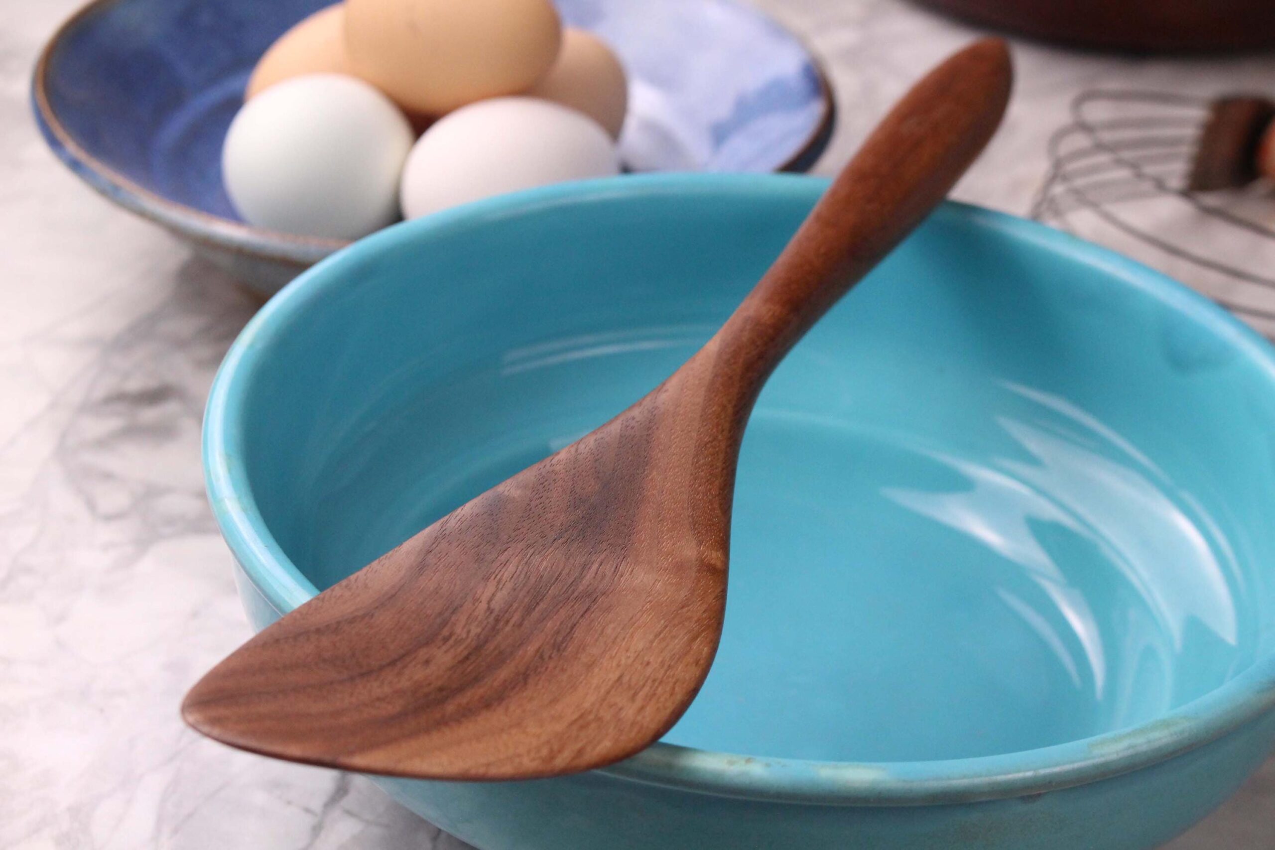 Handmade wooden saute spurtle kitchen utensil of Walnut wood for stirring and mixing - Image 2