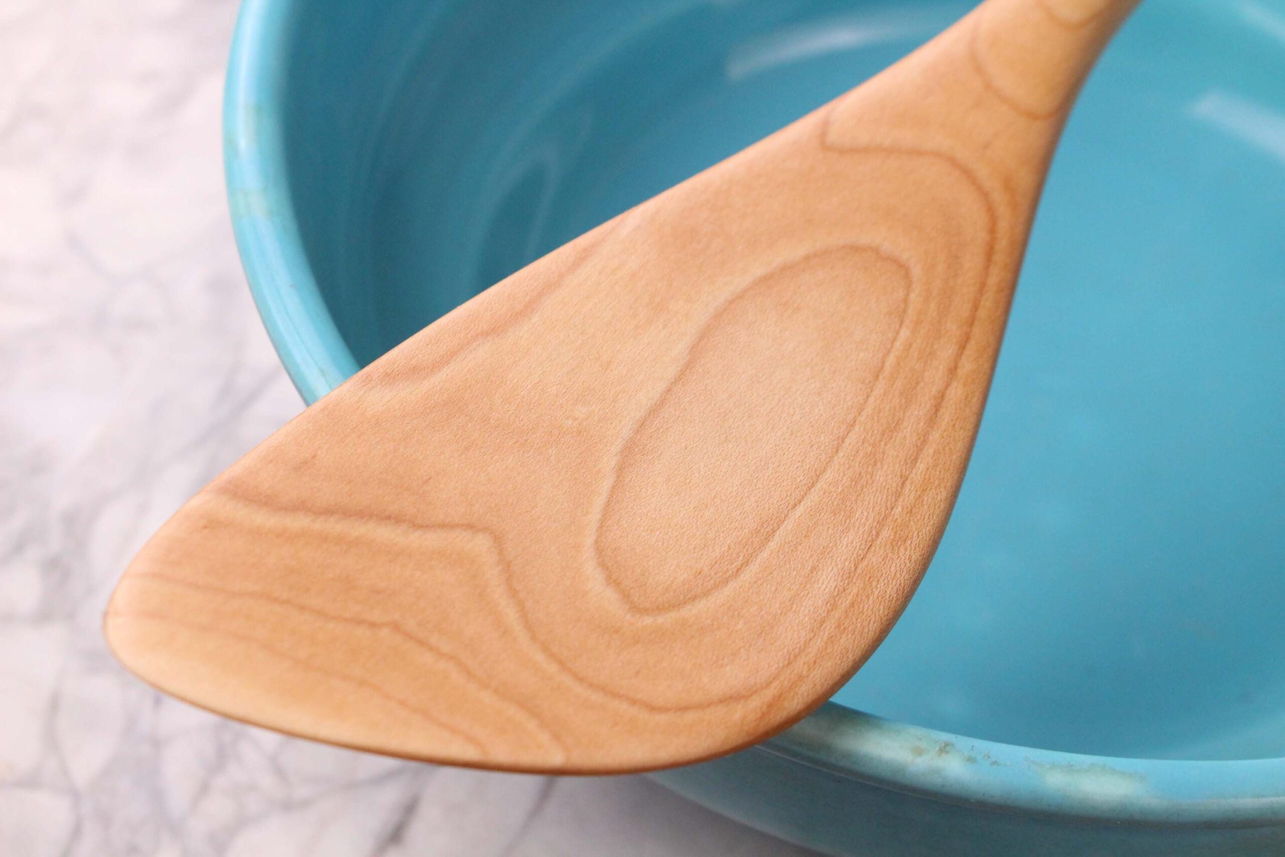 Handmade wooden saute spurtle kitchen utensil of Walnut wood for stirring and mixing - Image 6
